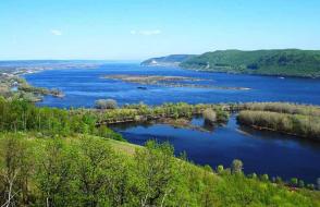 Великая река Волга: куда впадает, географическое положение, природа и хозяйственное назначение Волга впадает в кому